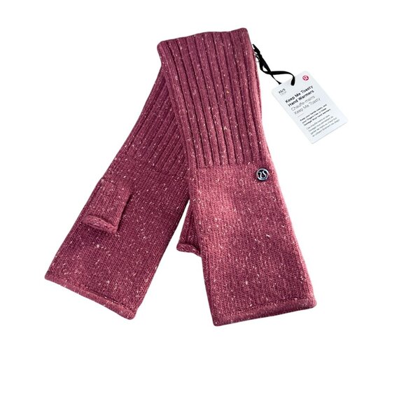 Lululemon Keep Me Toasty Hand Warmers NWT Size XS/S LW9BR5S Misty Merlot Knitted